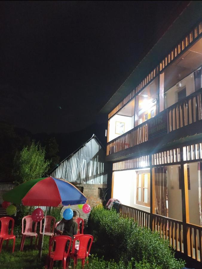 Mir Guest House Пахалгам Экстерьер фото