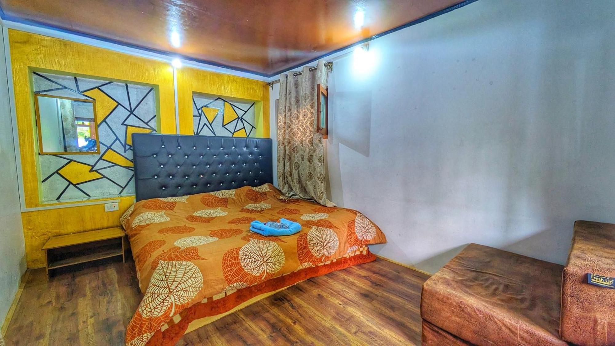 Mir Guest House Пахалгам Экстерьер фото